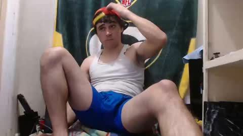 Snapshot of small_wood21 chatting on December 2024 10:23:02 PM small wood21 online show from December 2024 10:23:02 PM