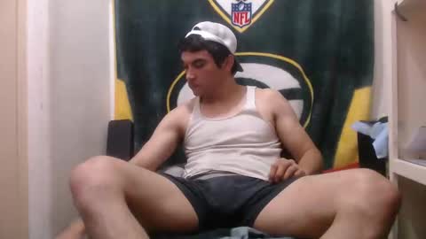 Snapshot of small_wood21 chatting on February 2025 08:52:01 AM small wood21 online show from February 2025 08:52:01 AM