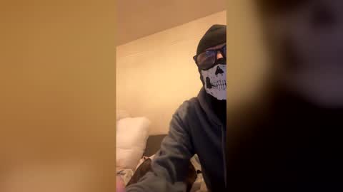 smallcock1406 online show from February 2026 07:23:01 AM