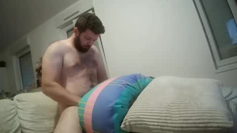 Snapshot of smallcock2850 chatting on October 2025 09:20:01 AM smallcock2850 online show from October 2025 09:20:01 AM