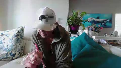 Daddy online show from February 2025 02:14:02 PM