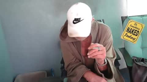 Daddy online show from January 2026 02:10:02 PM