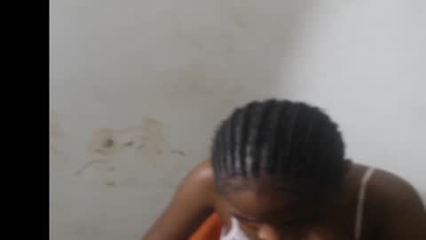 smallsluty online show from June 2026 07:23:01 PM