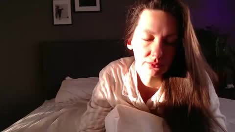 Anna no bbbbybybbabebyy just Anna. And dont call me mom please. online show from February 2025 05:24:01 AM