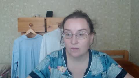 smart_rose online show from October 2025 10:27:01 AM