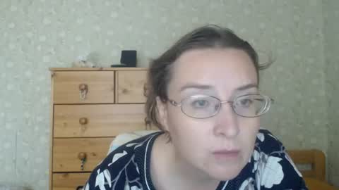 Snapshot of smart_rose chatting on June 2026 09:47:01 AM smart_rose online show from June 2026 09:47:01 AM