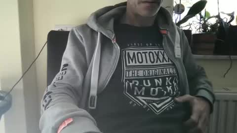 Snapshot of smart_sex69 chatting on February 2025 10:40:02 AM smart_sex69 online show from February 2025 10:40:02 AM