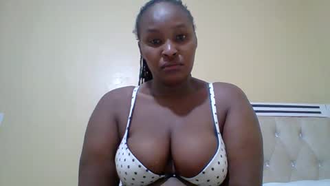 Snapshot of smartqueen1 chatting on May 2026 10:07:01 PM Katerina online show from May 2026 10:07:01 PM