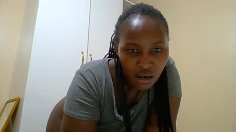 Snapshot of smartqueen1 chatting on May 2026 02:57:01 PM Katerina online show from May 2026 02:57:01 PM