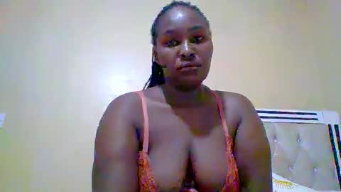 Snapshot of smartqueen1 chatting on May 2026 02:07:01 AM Katerina online show from May 2026 02:07:01 AM