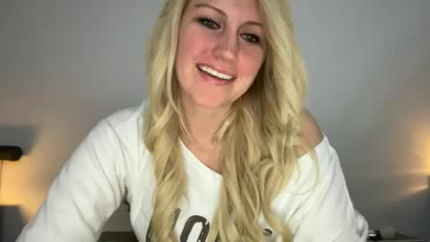 smexxii93 online show from January 2026 04:07:02 AM