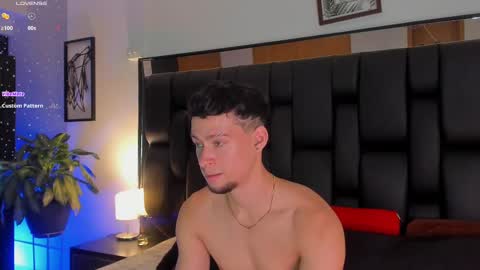 Jade Smiith online show from October 2025 10:40:02 PM