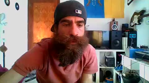 willy online show from March 2025 10:08:02 AM