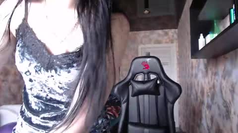 smile_cute_fox online show from May 2026 03:04:02 AM