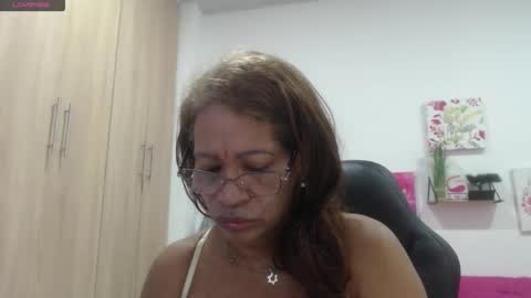 Smileth online show from February 2026 12:48:02 PM