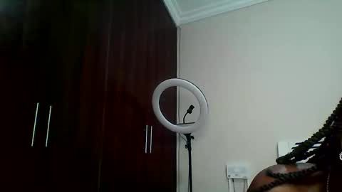 Snapshot of smiley_chocolate chatting on February 2026 09:19:02 PM Smiley chocolate online show from February 2026 09:19:02 PM