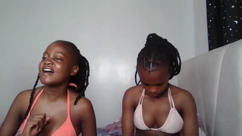 smiley luv1 online show from December 2025 08:19:02 AM