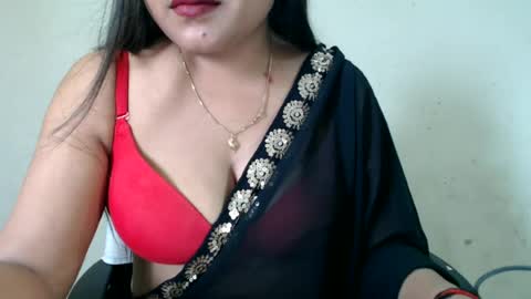 Snapshot of smiley_queen99 chatting on July 2026 02:59:02 AM smiley online show from July 2026 02:59:02 AM