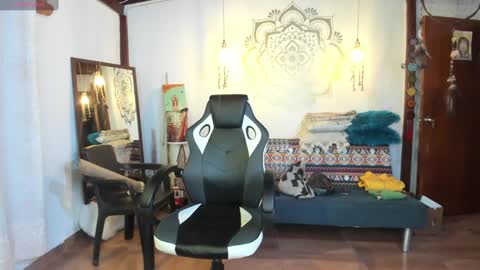 SmilingSalor online show from December 2024 03:40:02 AM