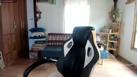 SmilingSalor online show from September 2025 09:15:01 PM