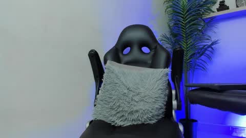 SMIT  online show from January 2025 10:40:02 PM