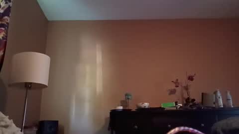 smoke-4-me online show from April 2026 10:07:02 PM