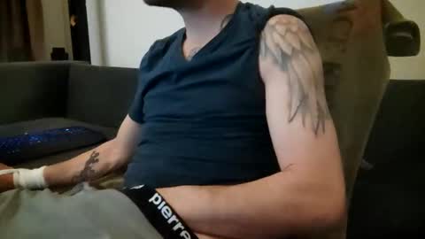 Smokeandwatching online show from March 2025 09:29:02 PM