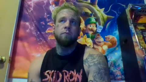 smoke online show from November 2025 02:44:02 AM