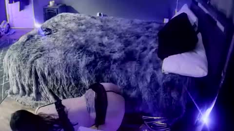 love bug online show from January 2026 08:16:01 AM