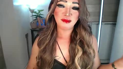 Snapshot of smokeprincess chatting on January 2025 05:59:02 PM Amanda online show from January 2025 05:59:02 PM