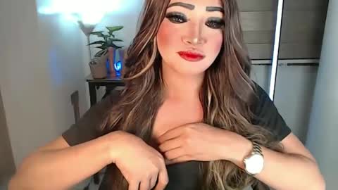 Snapshot of smokeprincess chatting on January 2025 05:02:02 PM Amanda online show from January 2025 05:02:02 PM