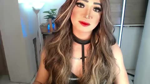 Snapshot of smokeprincess chatting on February 2025 06:20:02 PM Amanda online show from February 2025 06:20:02 PM