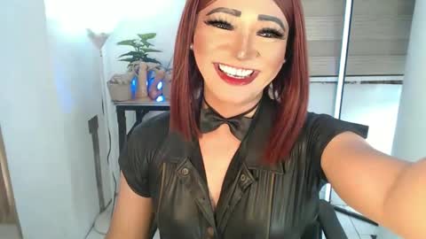 Snapshot of smokeprincess chatting on February 2025 03:48:01 AM Amanda online show from February 2025 03:48:01 AM