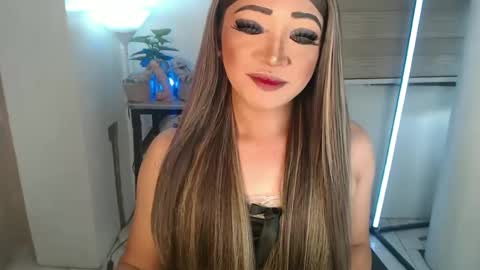 Snapshot of smokeprincess chatting on March 2025 10:13:02 PM Amanda online show from March 2025 10:13:02 PM