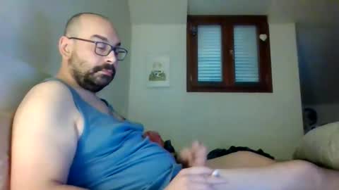 smoker985 online show from December 2025 07:06:02 AM