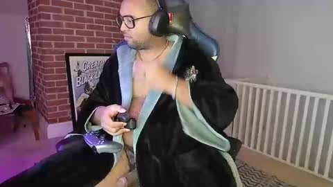 Smoothj2011 online show from April 2026 08:12:01 AM