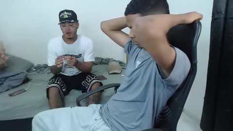 Snapshot of snak_master1 chatting on September 2025 05:56:01 PM snak_master1 online show from September 2025 05:56:01 PM