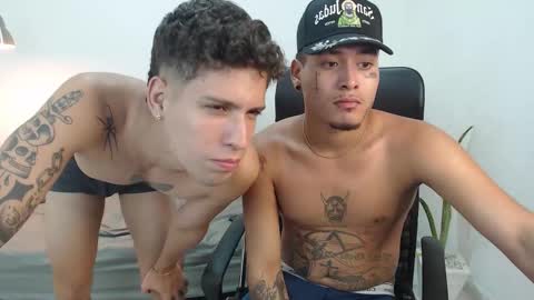 Snapshot of snak_master1 chatting on September 2025 05:39:02 AM snak_master1 online show from September 2025 05:39:02 AM