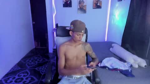 Snapshot of snak_master1 chatting on April 2026 10:41:01 PM snak_master1 online show from April 2026 10:41:01 PM