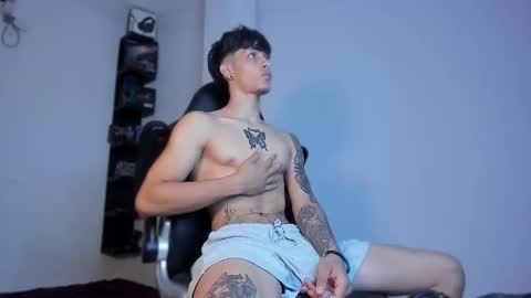 snakebutterfly online show from September 2025 08:08:01 AM