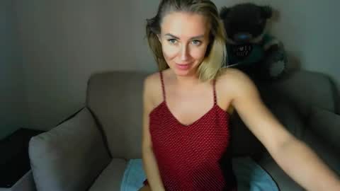 Sneja online show from February 2025 08:34:02 PM