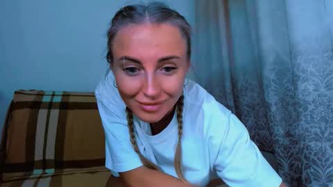 Sneja online show from October 2025 09:27:01 PM