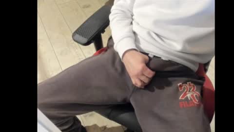 Snapshot of snip1977 chatting on March 2025 11:09:02 PM snip1977 online show from March 2025 11:09:02 PM