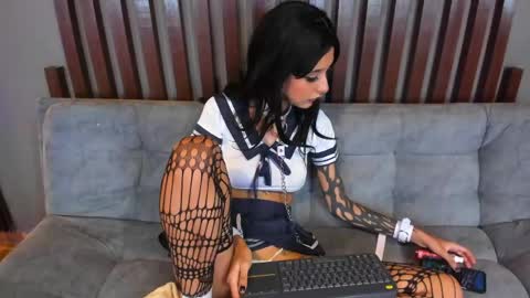 snner_velvet online show from May 2026 09:34:01 PM