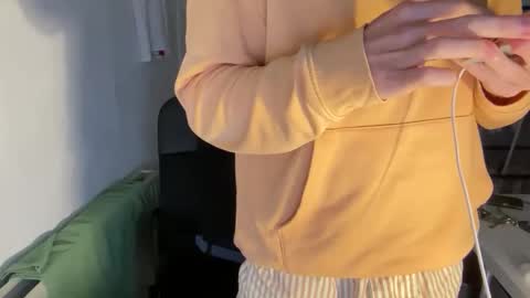 Snapshot of snoepitoepi chatting on November 2025 03:22:02 PM snoepitoepi online show from November 2025 03:22:02 PM