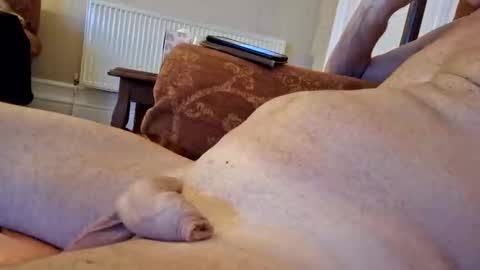 Snapshot of snooty05 chatting on March 2025 11:15:02 PM Snooty online show from March 2025 11:15:02 PM