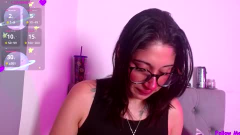 IG     OF red moonn online show from October 2025 04:35:01 AM