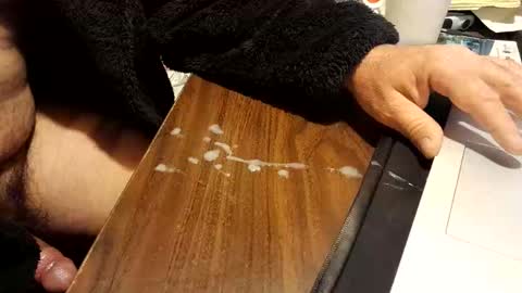 watchmecum online show from March 2026 02:45:02 PM