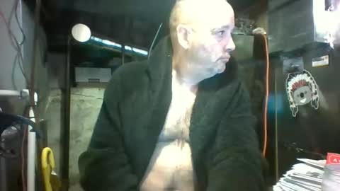 watchmecum online show from April 2026 01:49:02 PM