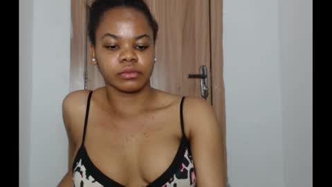 snowdrop5 online show from January 2025 01:43:01 PM